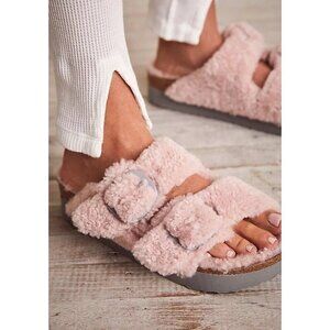 BIRKENSTOCK Arizona Big Buckle Genuine Shearling Slide Sandal in Crystal Rose